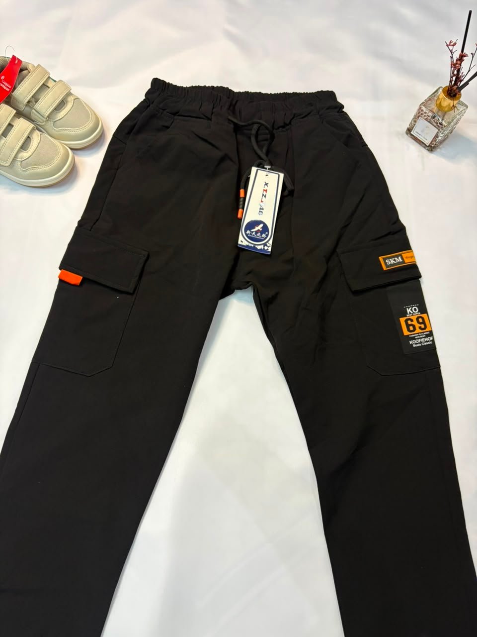 Black Cargo Pants with Patch Details (Koofiehof) - Birdy and Bean